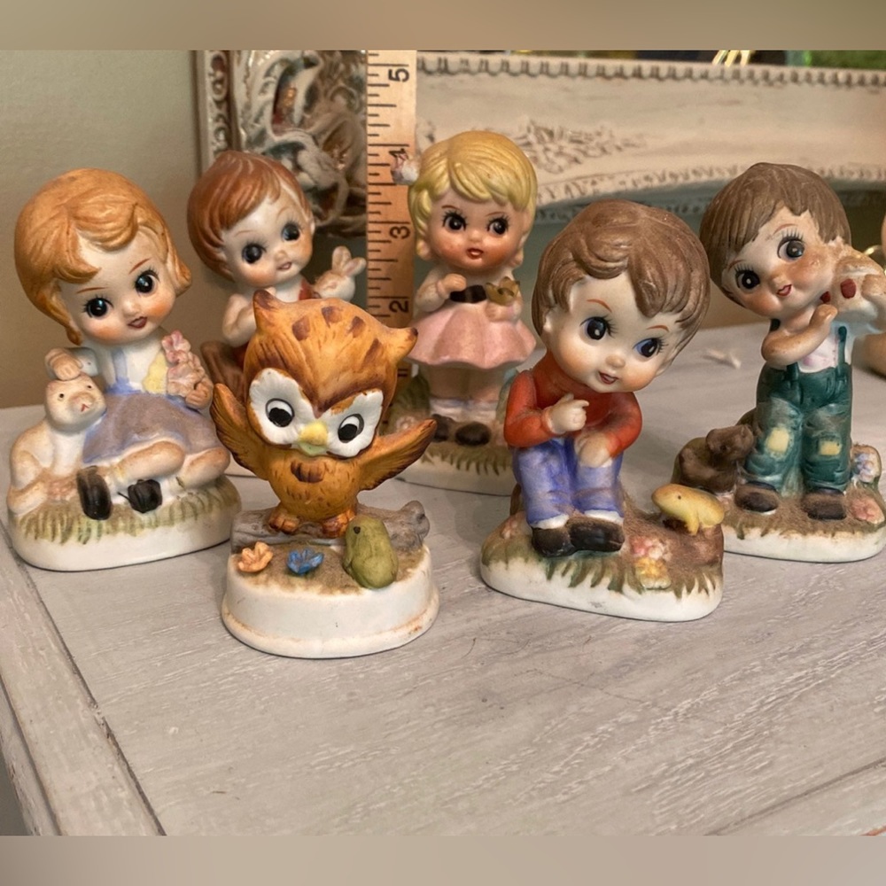 VTG Bisque Figurines